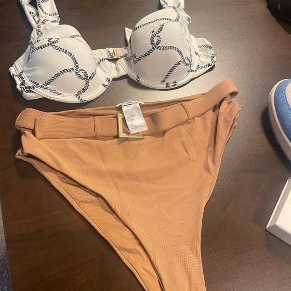 WeWoreWhat Bikini Set - Picture 7 of 9